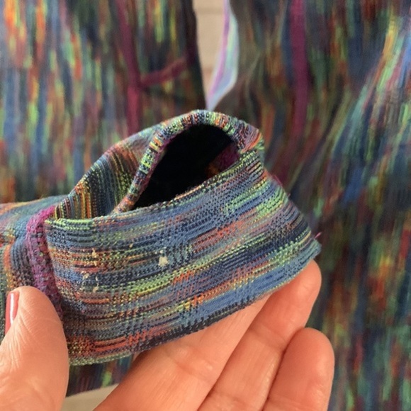 Nike Pro Women’s Half Zipped. Size S NWOT - Picture 3 of 7